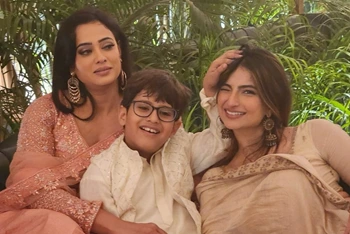 Palak Tiwari Family